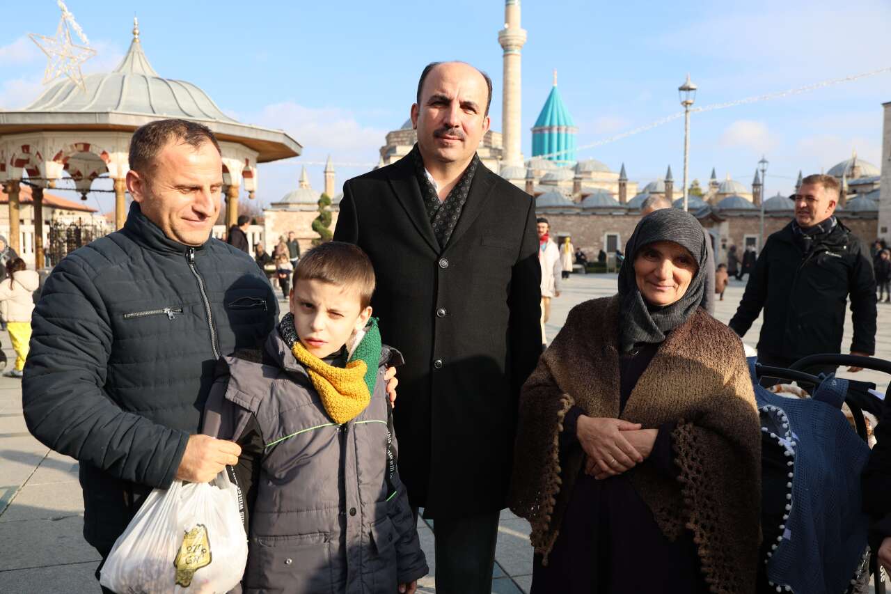 Başkan Altay, Konya sokaklarında halkın arasına karıştı 5